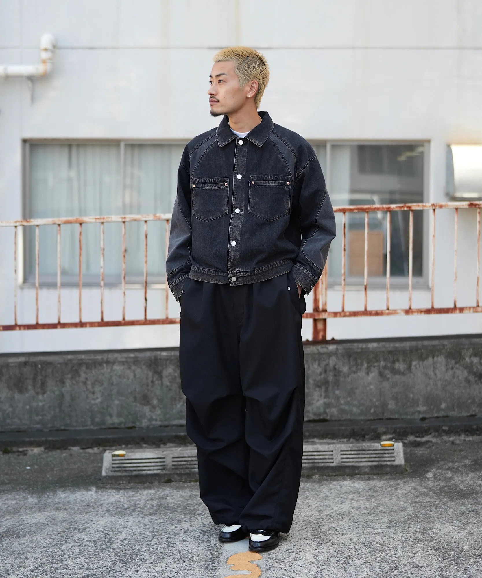 2TONE DENIM JACKET "BLACK"