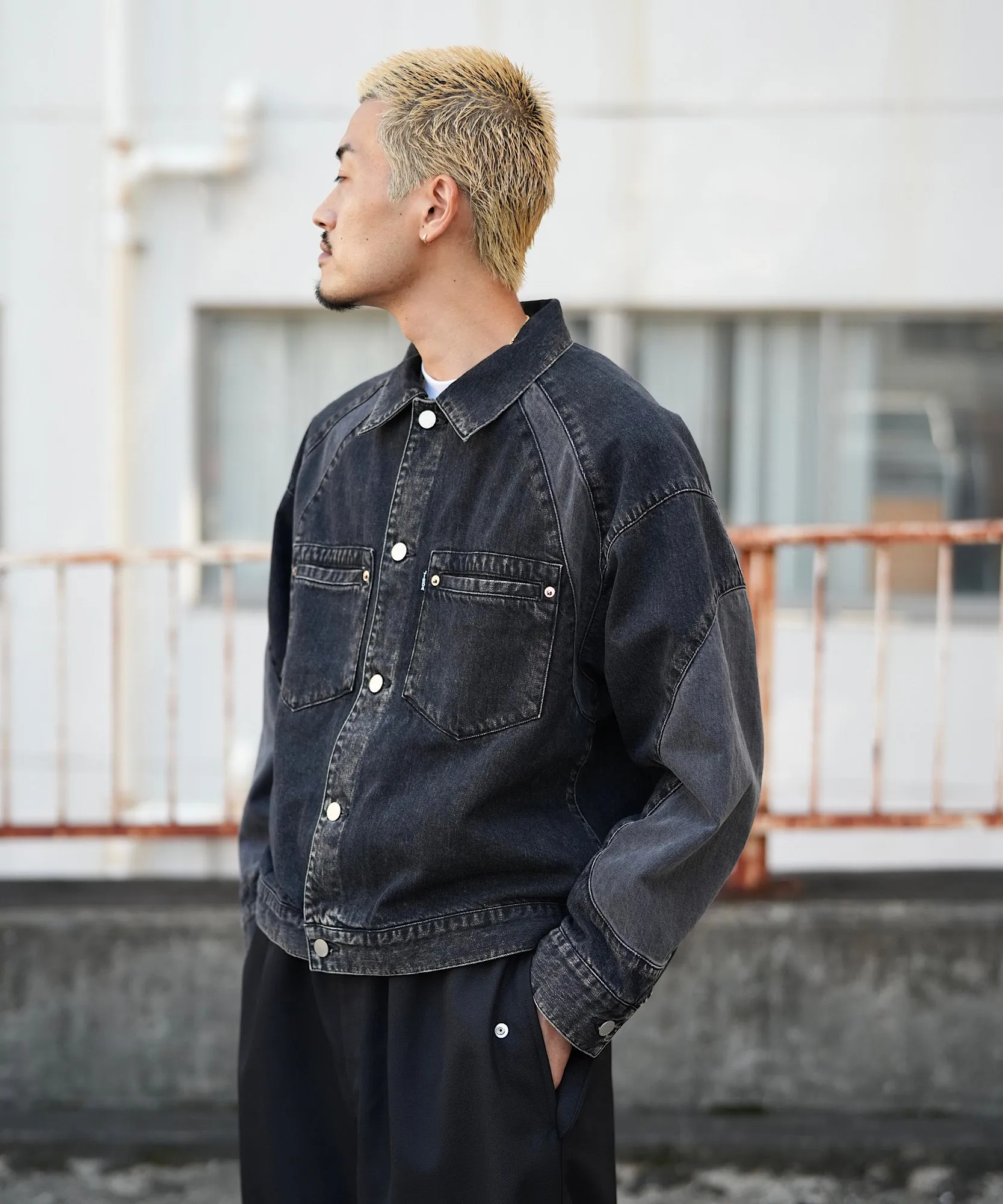 2TONE DENIM JACKET "BLACK"