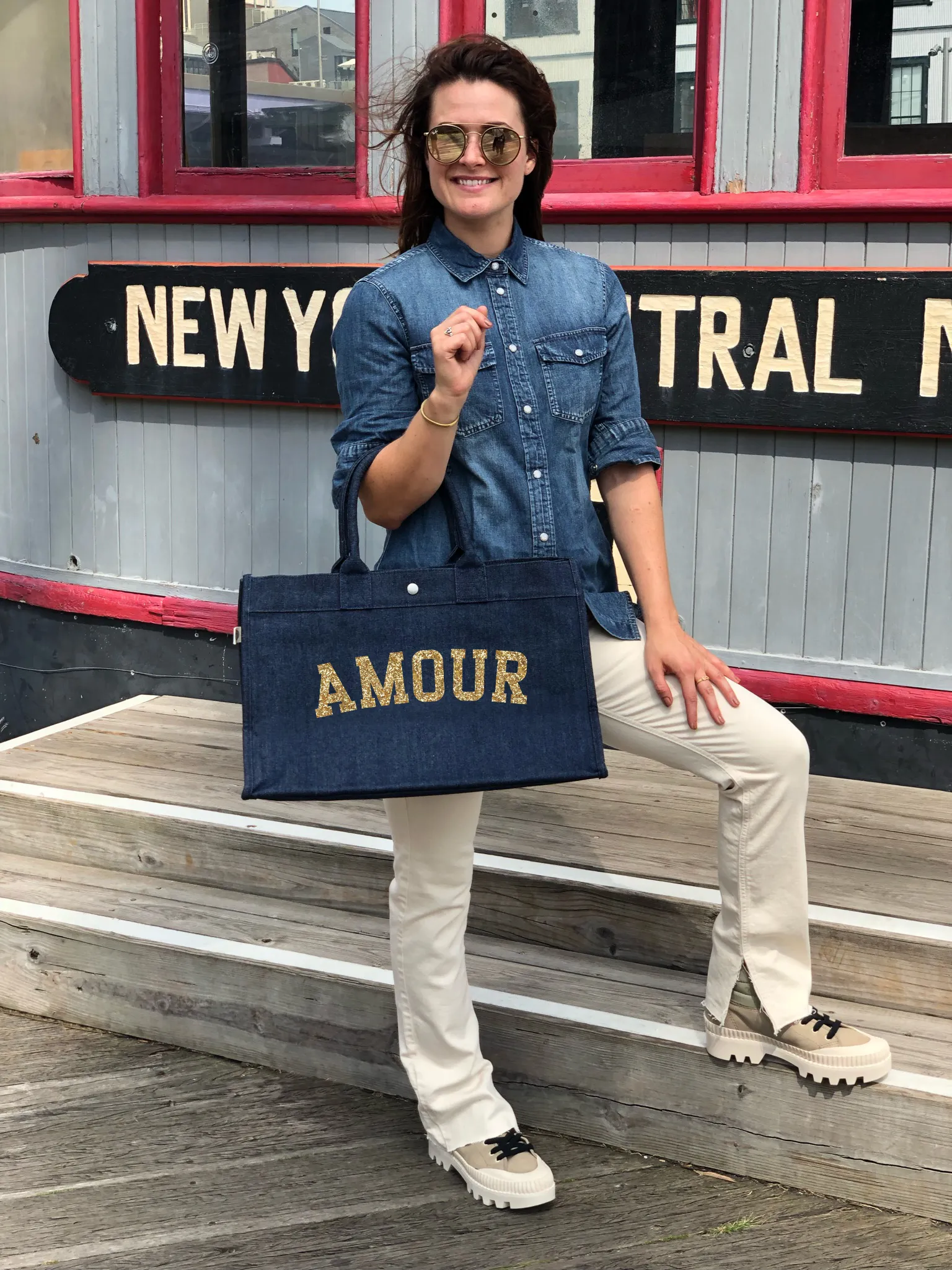 East-West Bag Denim Gold AMOUR