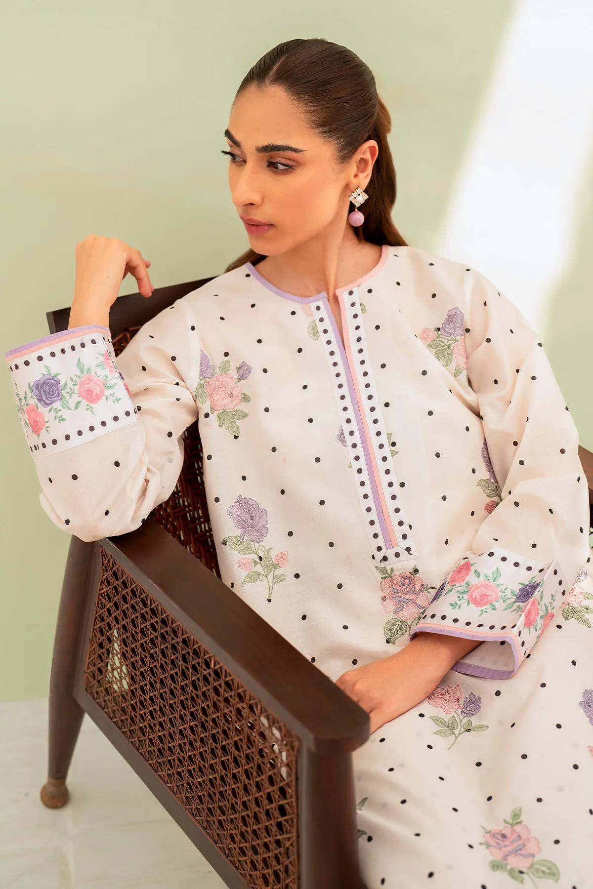 EMBROIDERED LAWN PR-961