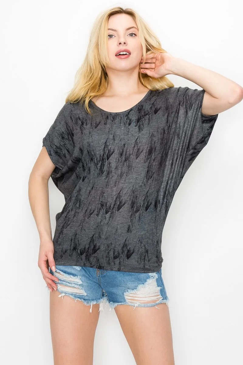 FEATHER PRINT DOLMAN TEE