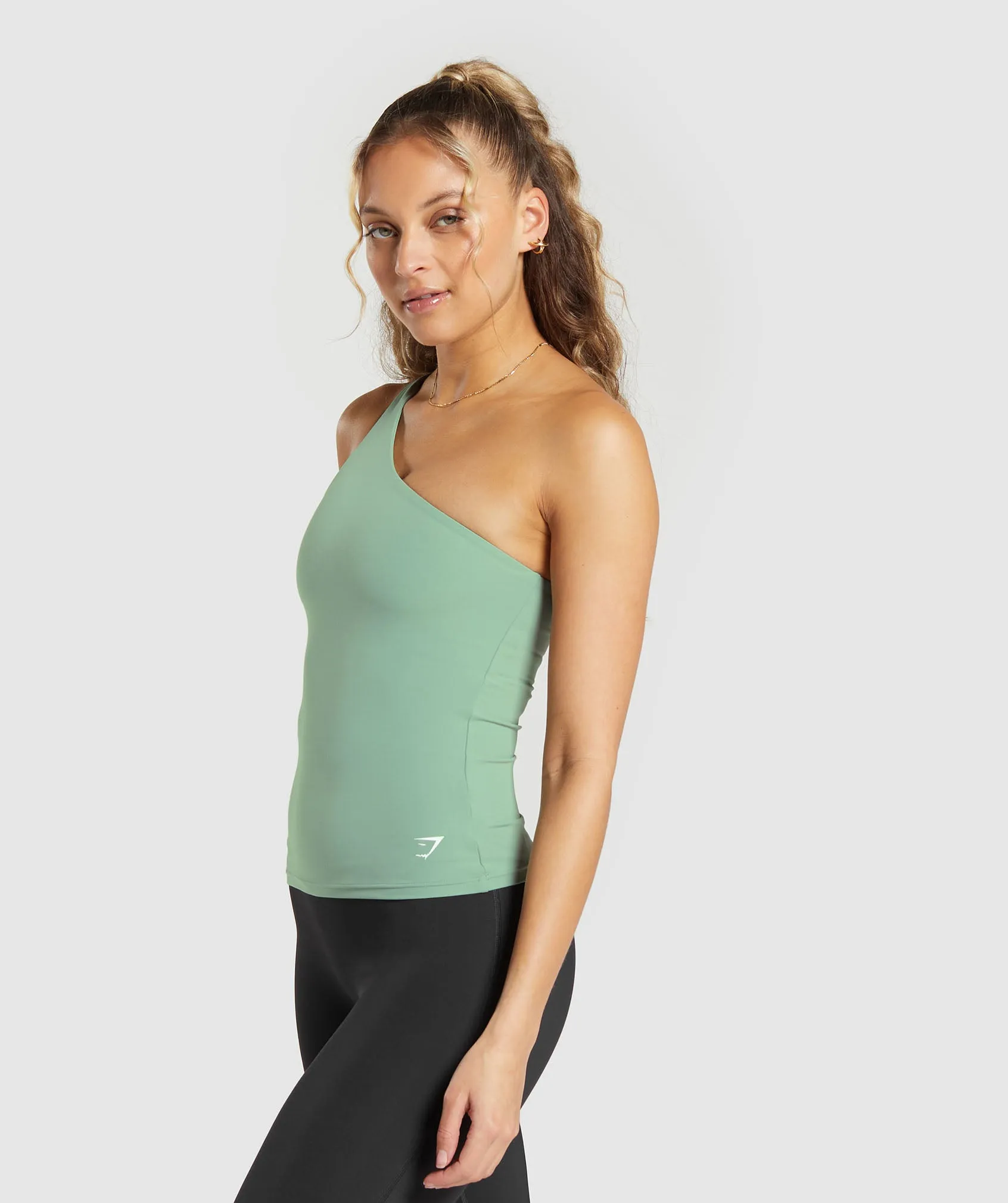 Gymshark Asymmetric Tank With Shelf - Dollar Green