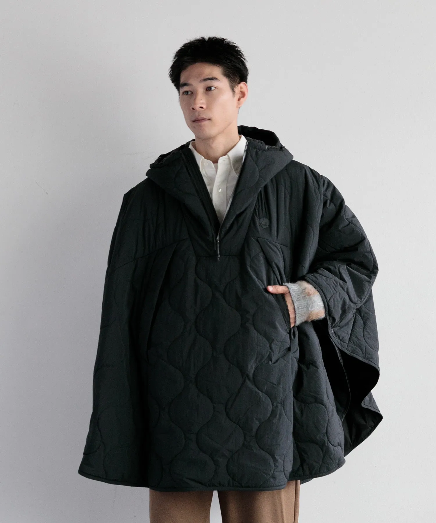 【MEN , WOMEN】LANTERN HEATING PONCHO