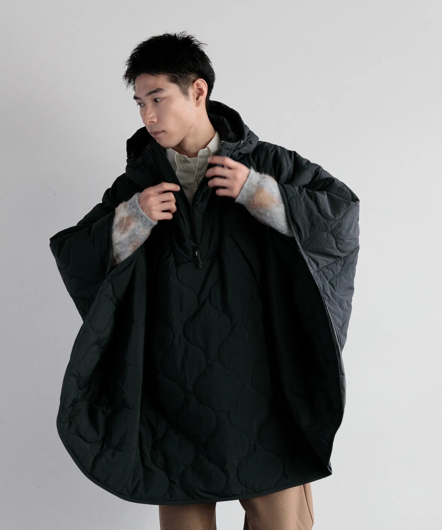 【MEN , WOMEN】LANTERN HEATING PONCHO