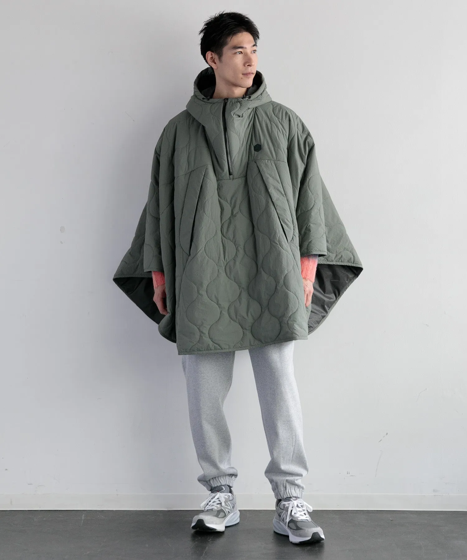 【MEN , WOMEN】LANTERN HEATING PONCHO