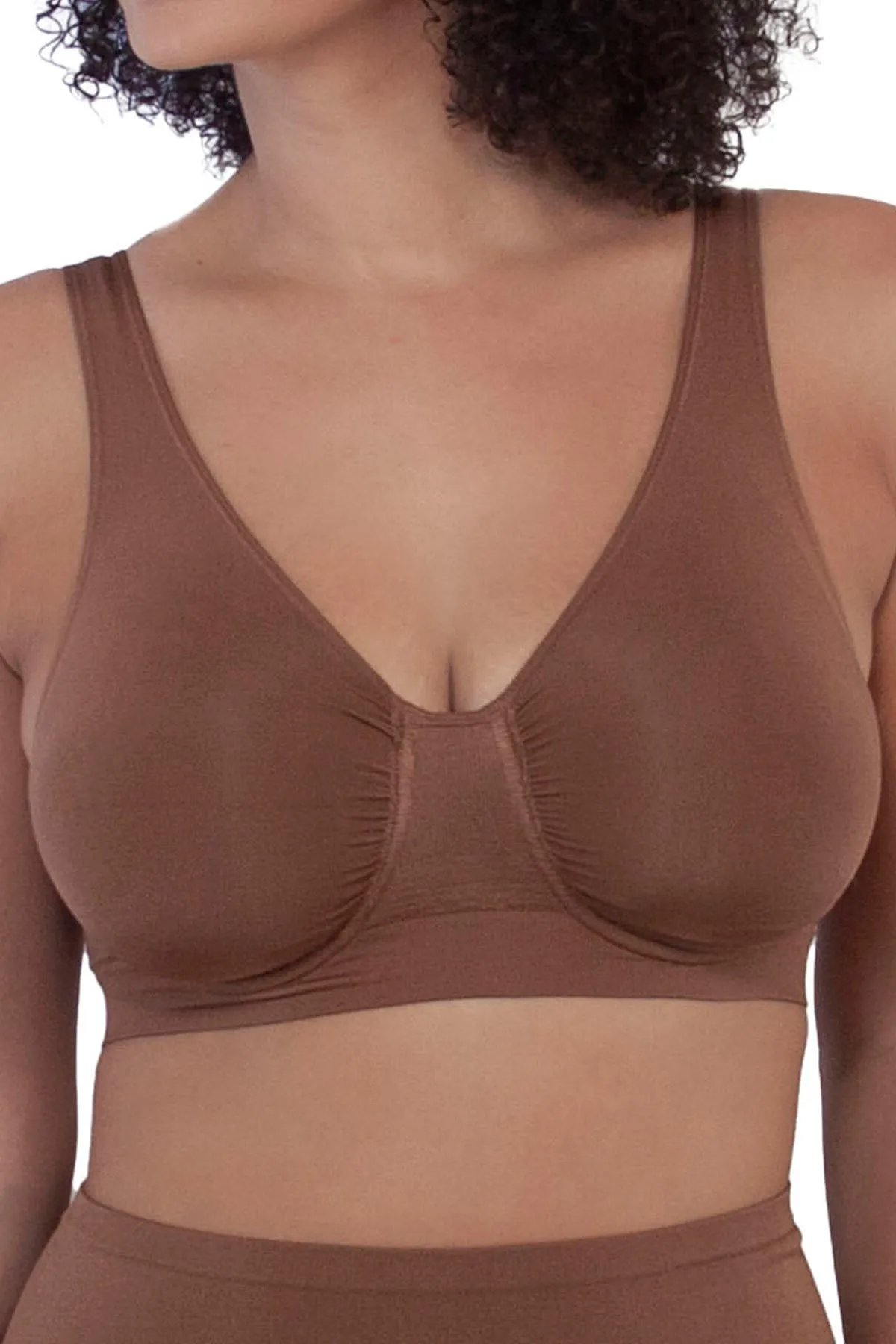 Divine Seamless Underwire Bra with Perfect Match Moisture-Wicking Technology